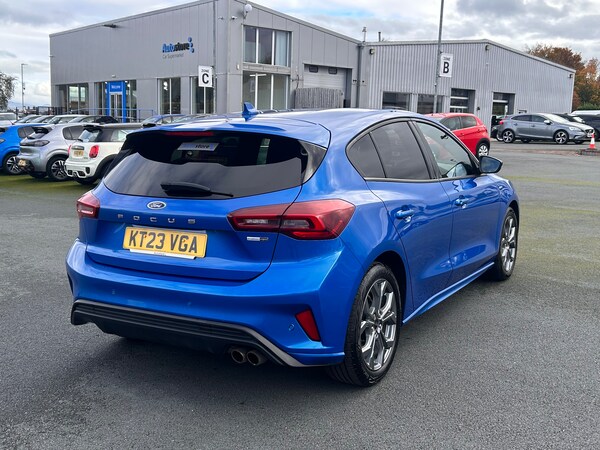 Used Ford Focus 2023 for sale - 76245892: Photo 7