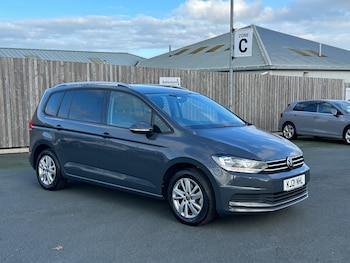 Used Volkswagen Touran 2021 for sale - 76245885: Photo