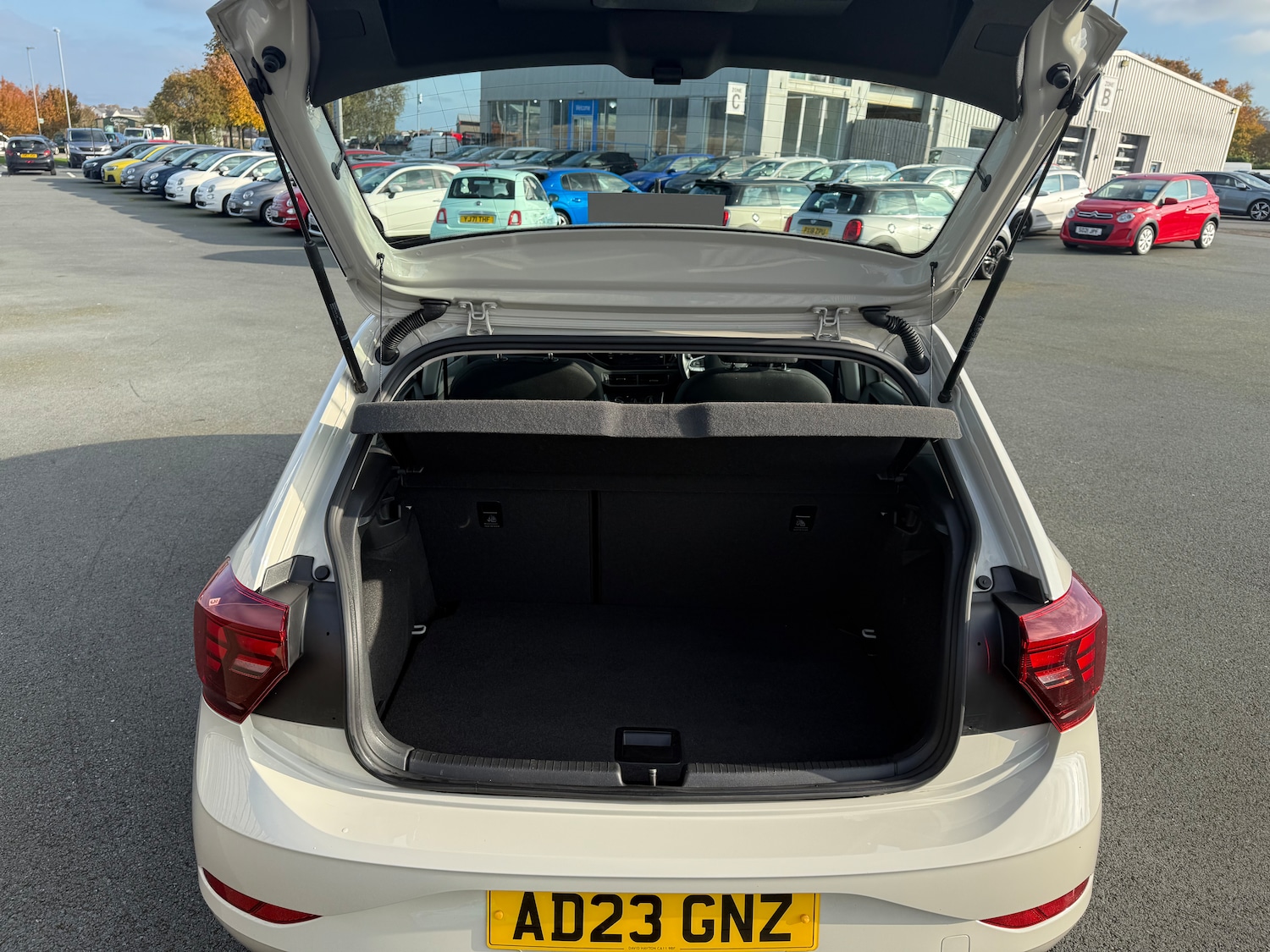 Used Volkswagen Polo 2023 for sale - 76288233: Photo 37
