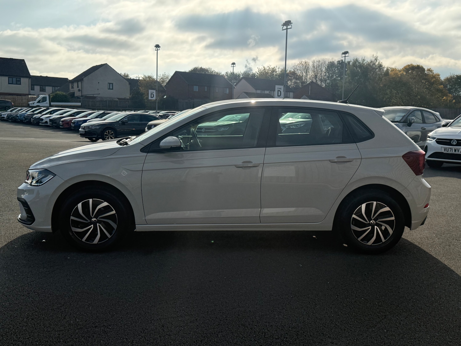 Used Volkswagen Polo 2023 for sale - 76288233: Photo 5