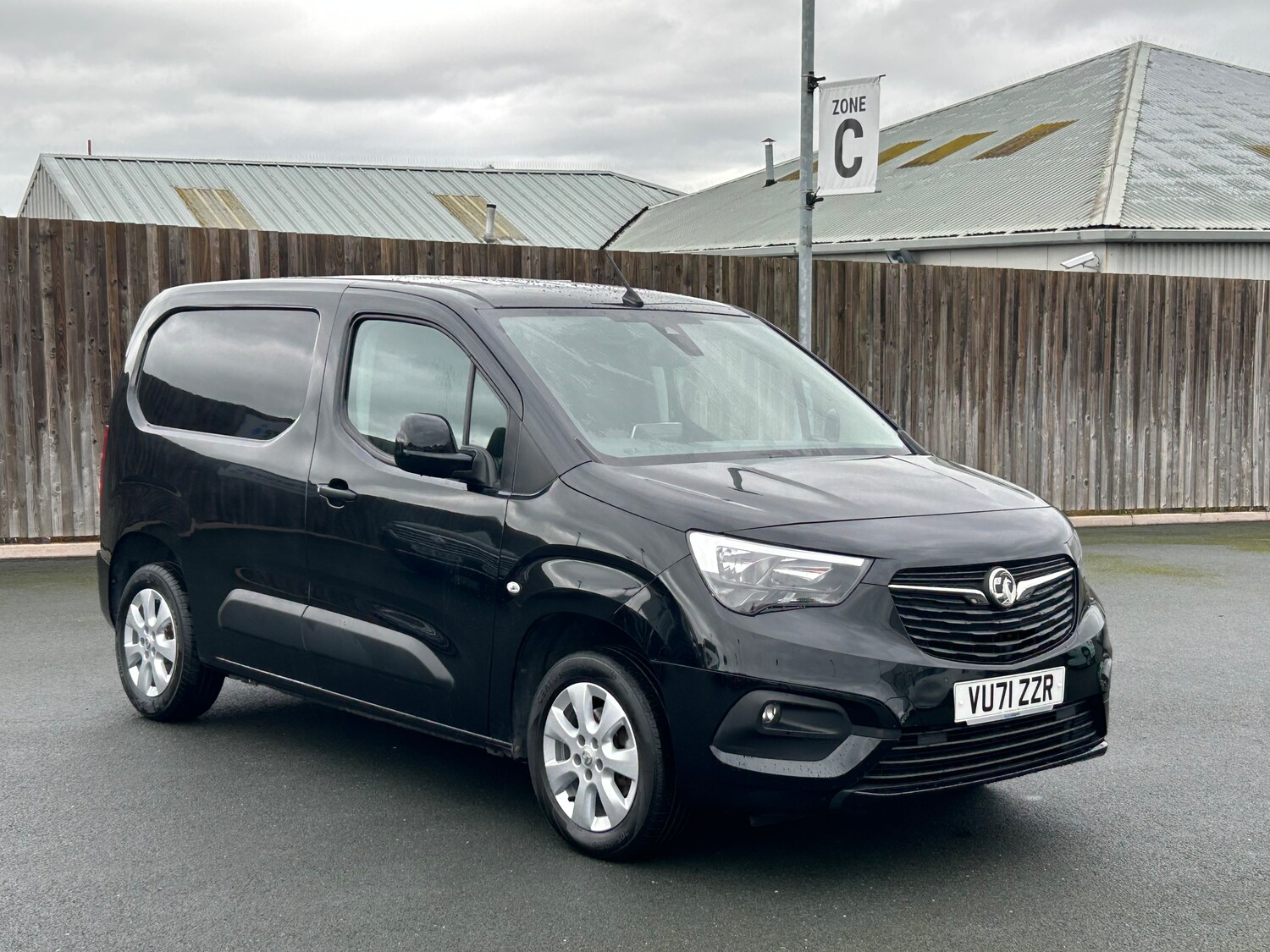 Used Vauxhall Combo 2021 for sale - 76142271: Photo 2
