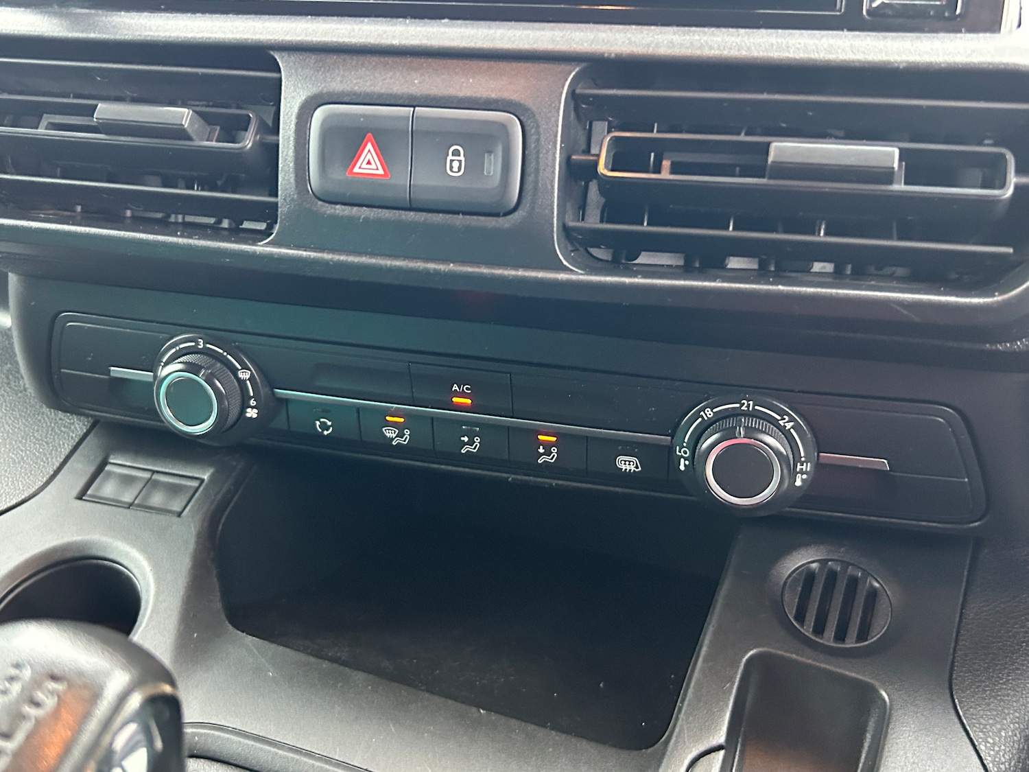 Used Vauxhall Combo 2021 for sale - 76142271: Photo 21