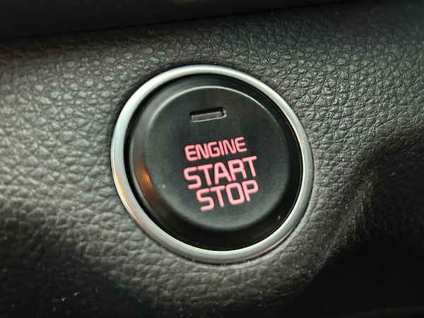 Used Kia Stonic 2019 for sale - 76288258: Photo 43