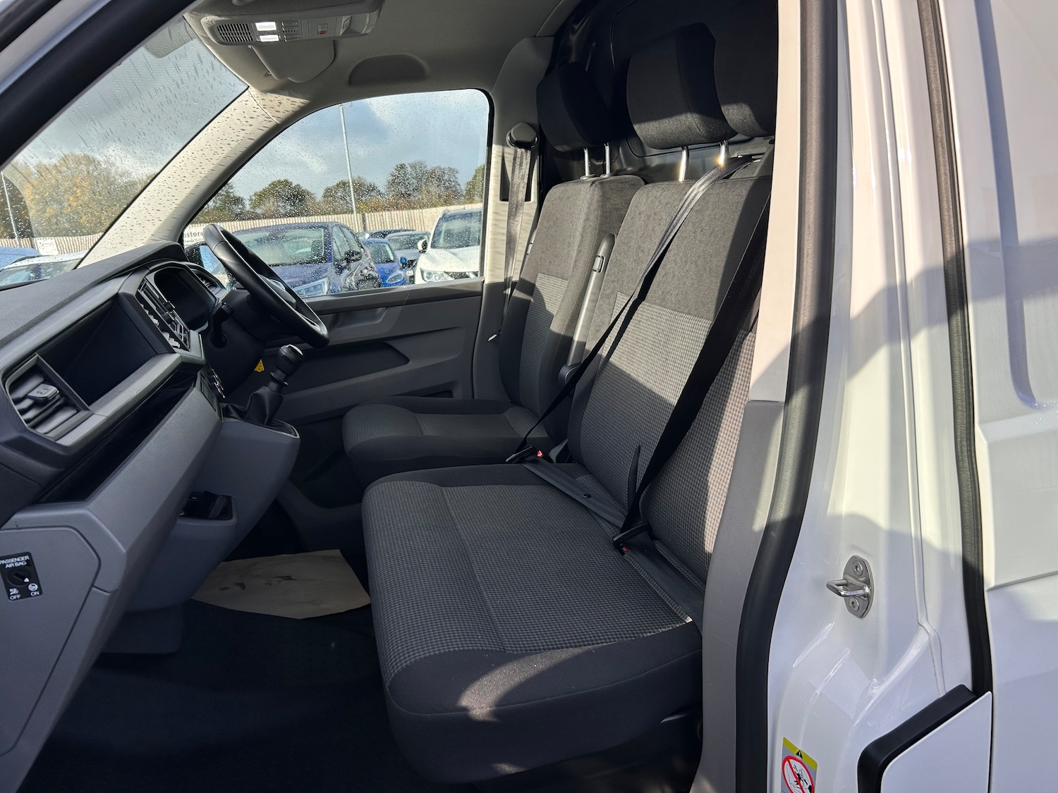 Used Volkswagen Transporter 2024 for sale - 76395452: Photo 16