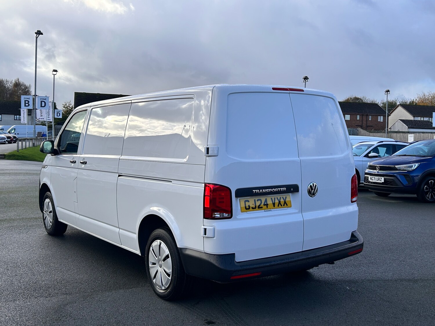 Used Volkswagen Transporter 2024 for sale - 76395452: Photo 6