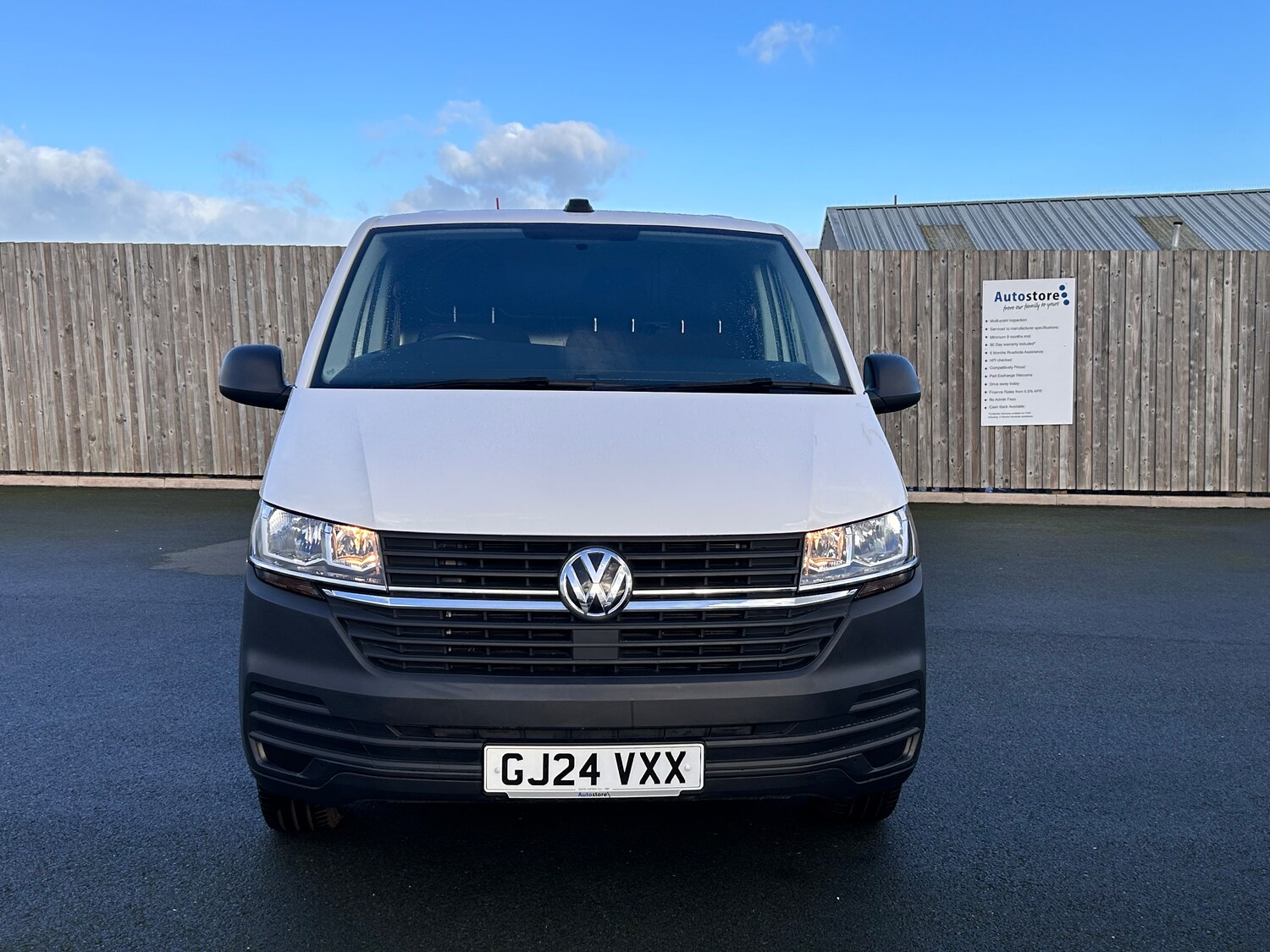 Used Volkswagen Transporter 2024 for sale - 76395452: Photo 9