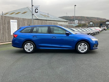 Used Skoda Octavia 2021 for sale - 76436730: Photo