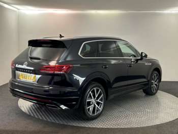 Used Volkswagen Touareg 2019 for sale - 74346321: Photo