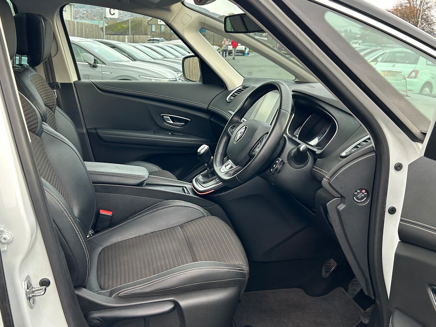 Used Renault Scenic 2019 for sale - 76516035: Photo 19