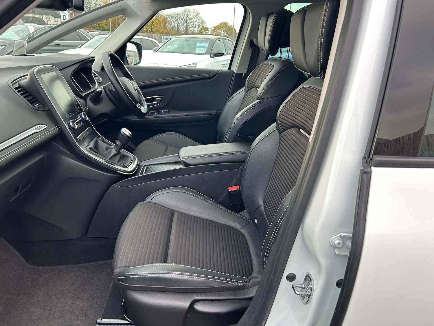 Used Renault Scenic 2019 for sale - 76516035: Photo 28