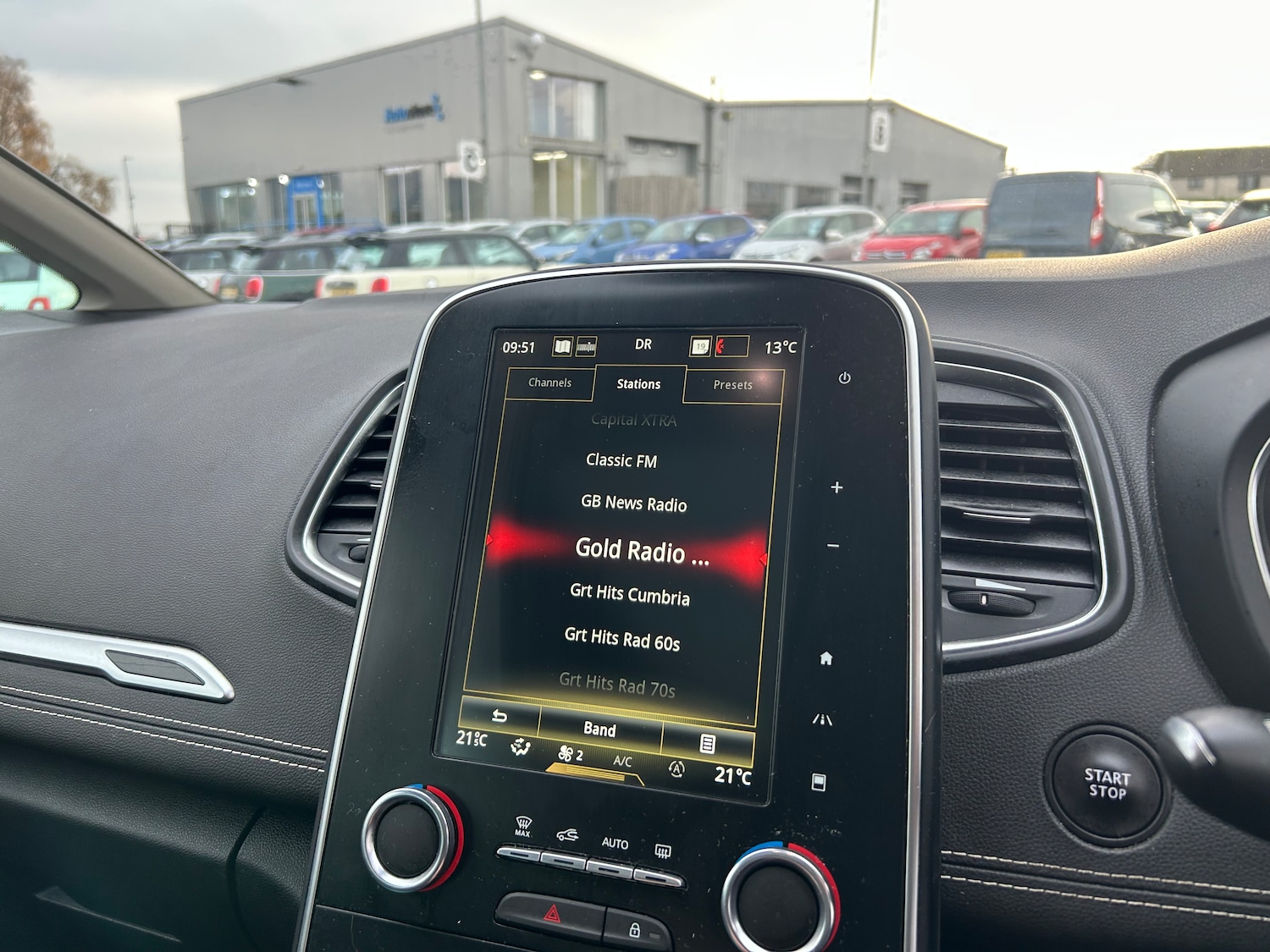 Used Renault Scenic 2019 for sale - 76516035: Photo 40