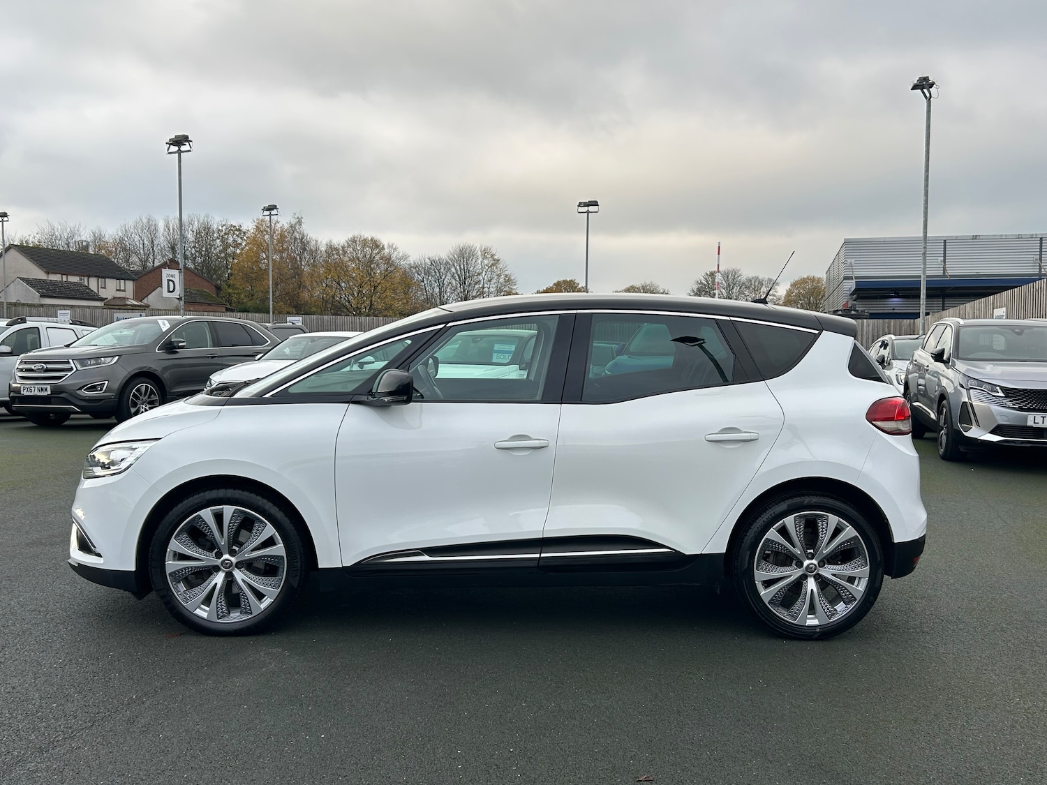 Used Renault Scenic 2019 for sale - 76516035: Photo 7