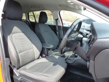 Used Ford Focus 2020 for sale - 76077379: Photo 4
