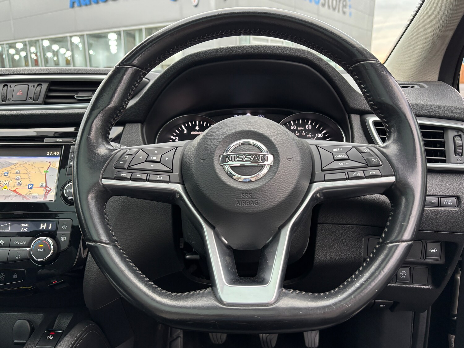 Used Nissan Qashqai 2017 for sale - 76395434: Photo 24