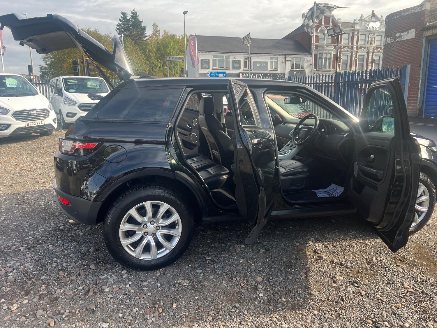 Used Land Rover Range Rover Evoque 2016 for sale - 76128885: Photo 11