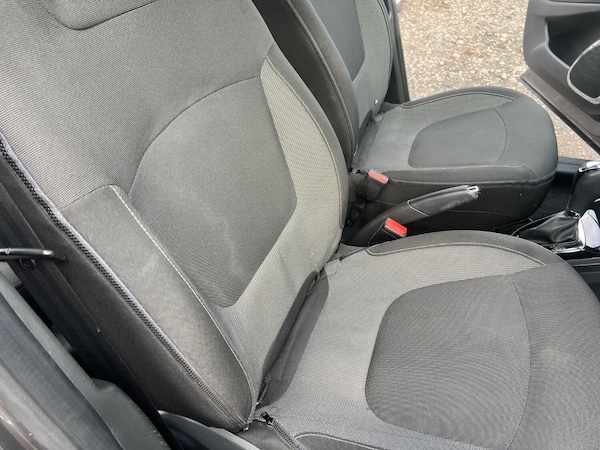 Used Renault Captur 2015 for sale - 76293280: Photo 18