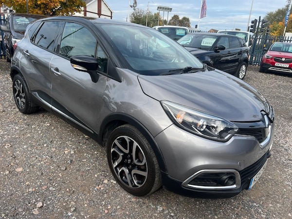 Used Renault Captur 2015 for sale - 76293280: Photo 1