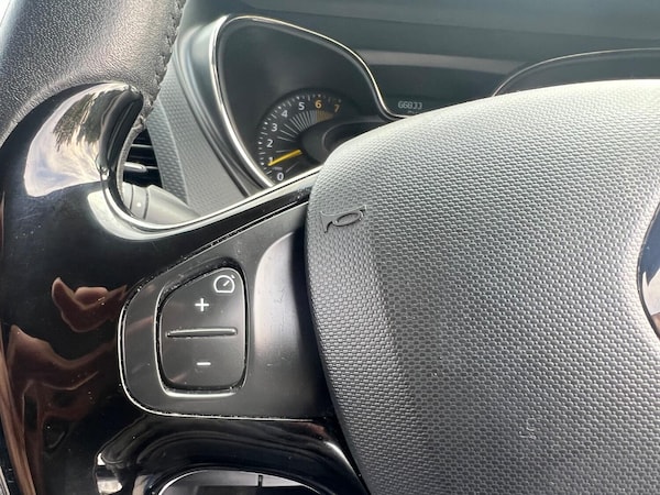 Used Renault Captur 2015 for sale - 76293280: Photo 26