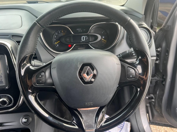 Used Renault Captur 2015 for sale - 76293280: Photo 27