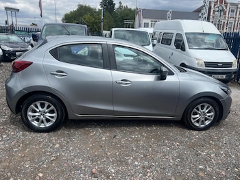 Used Mazda Mazda2 2016 for sale - 75289224: Photo