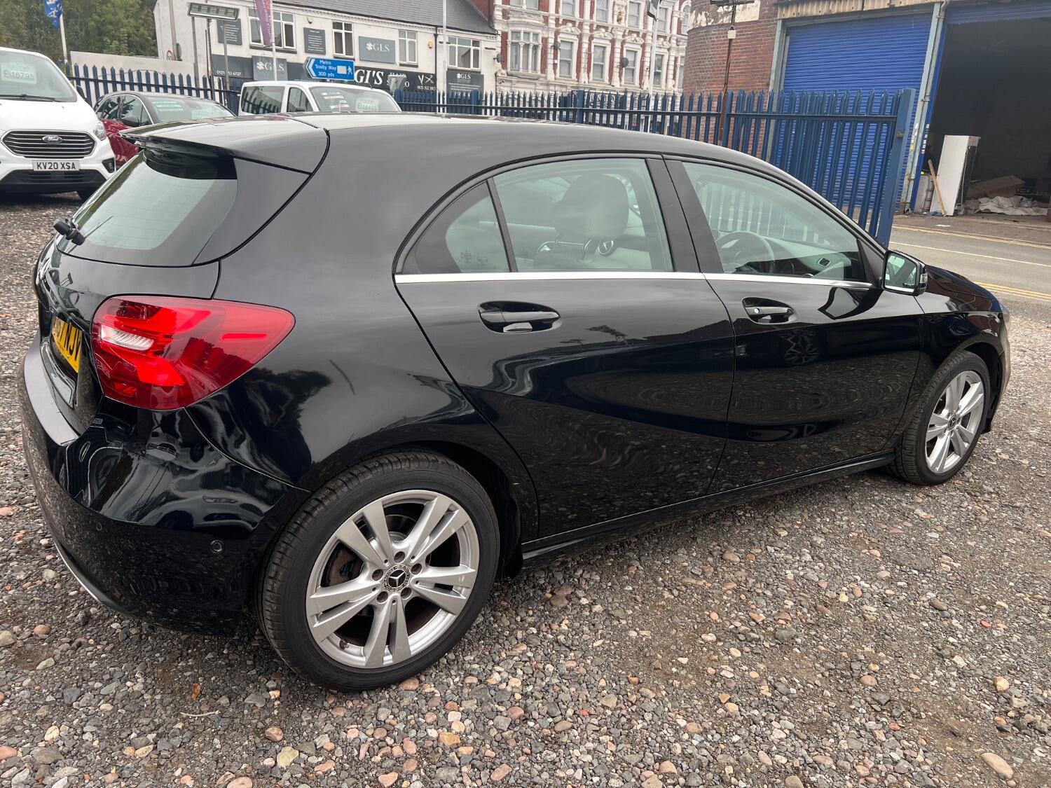 Used Mercedes-Benz A-Class 2017 for sale - 76093779: Photo 3