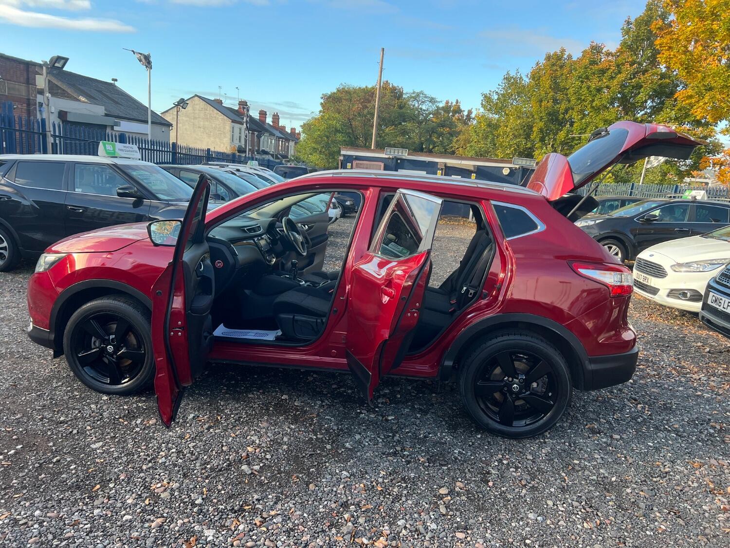 Used Nissan Qashqai 2015 for sale - 76093742: Photo 13