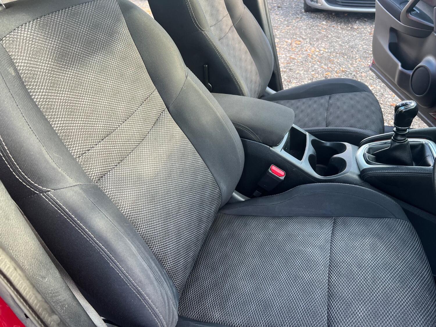 Used Nissan Qashqai 2015 for sale - 76093742: Photo 18