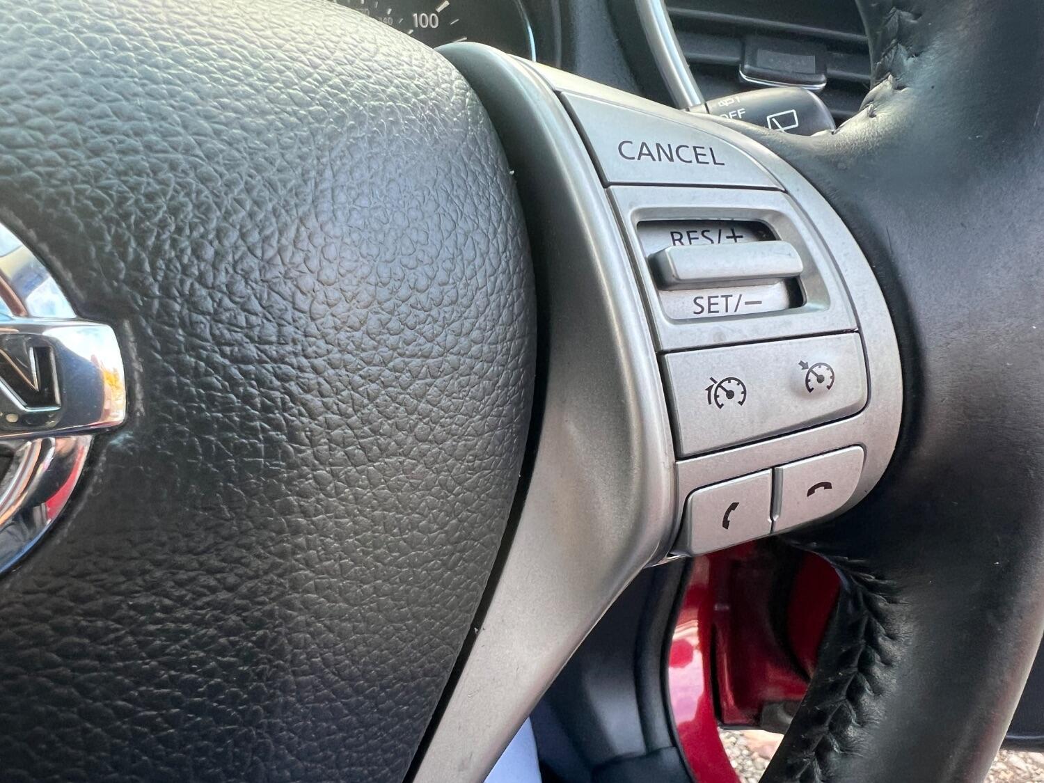 Used Nissan Qashqai 2015 for sale - 76093742: Photo 32