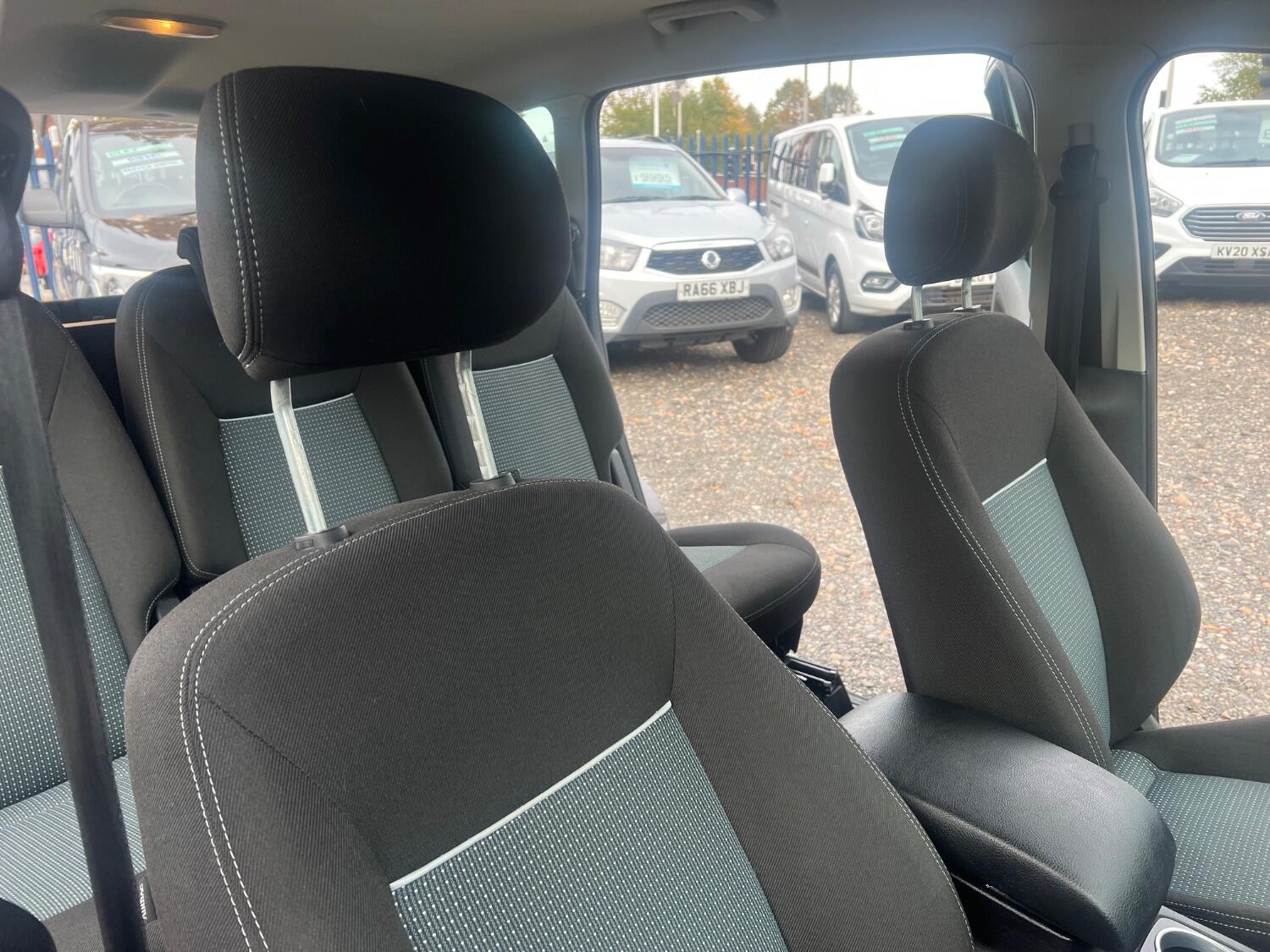 Used Ford S-Max 2012 for sale - 76107379: Photo 17