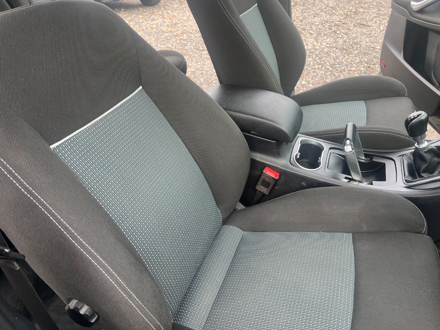 Used Ford S-Max 2012 for sale - 76107379: Photo 18