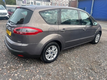 Used Ford S-Max 2012 for sale - 76107379: Photo 3