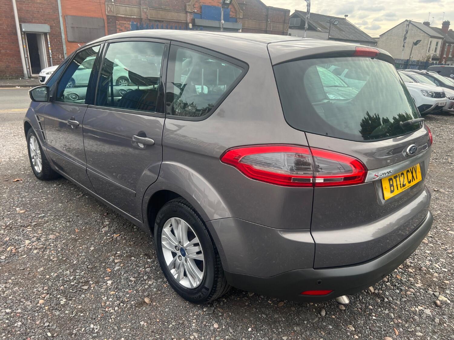 Used Ford S-Max 2012 for sale - 76107379: Photo 6