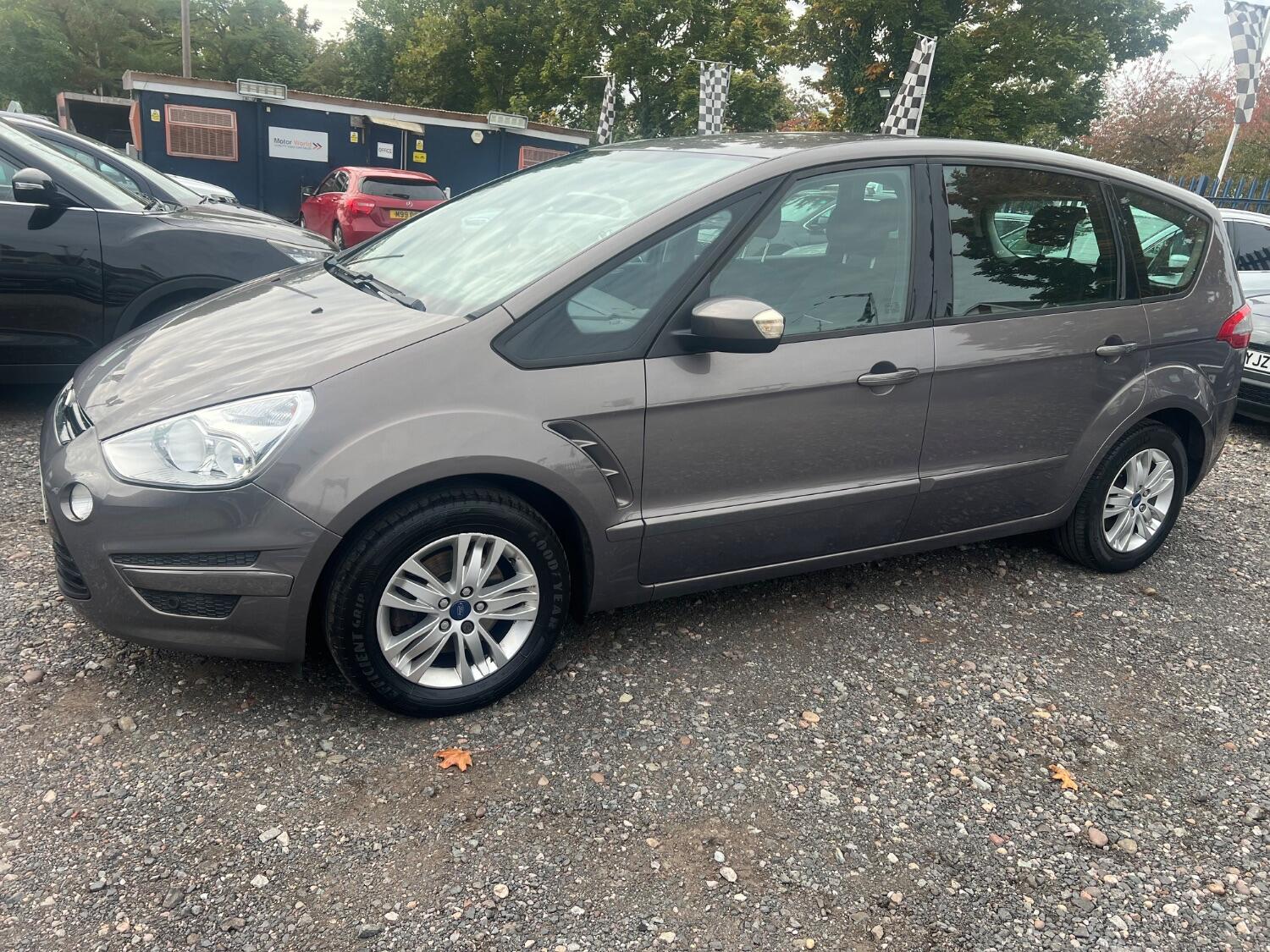 Used Ford S-Max 2012 for sale - 76107379: Photo 8