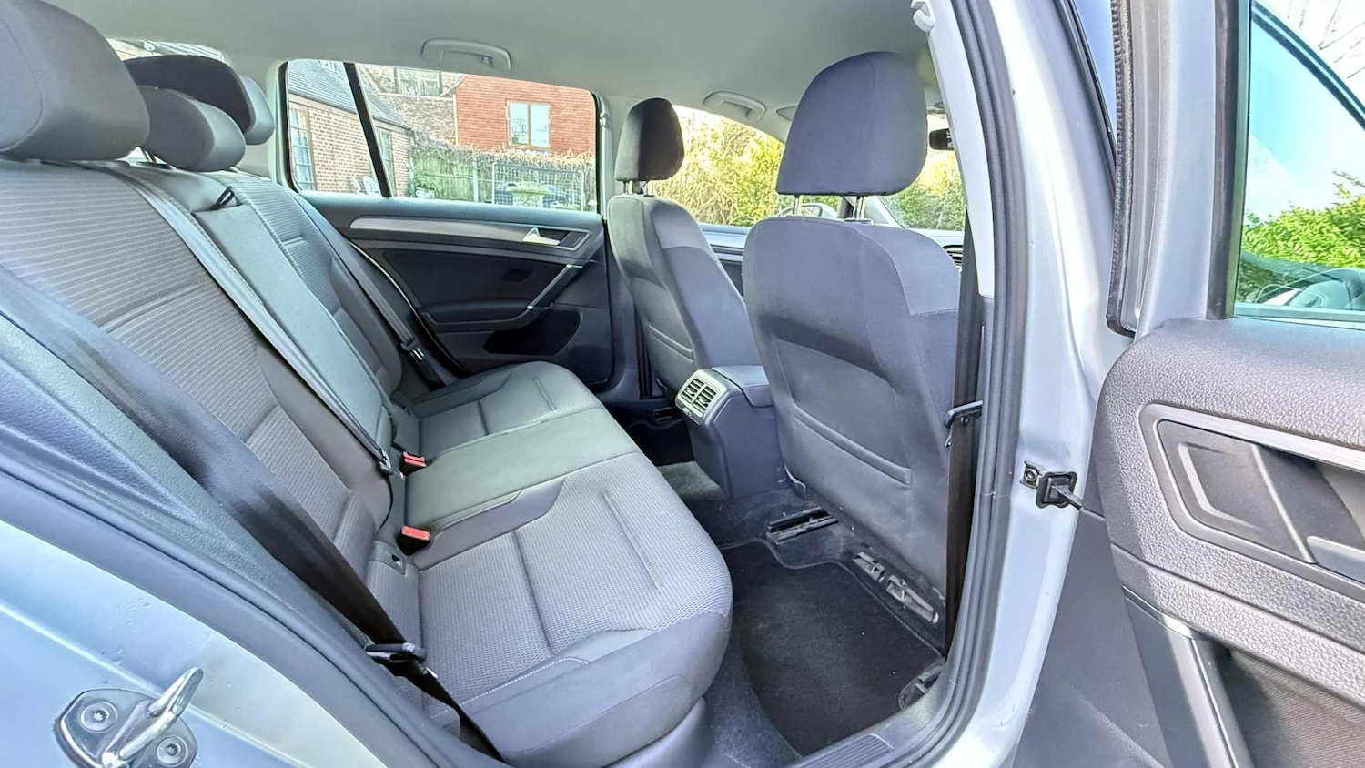 Used Volkswagen Golf 2020 for sale - 76602759: Photo 10