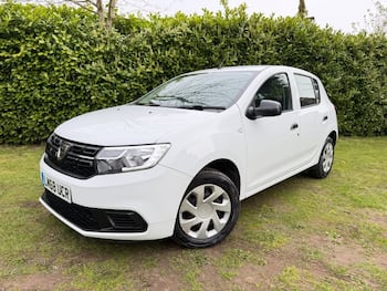 Used Dacia Sandero 2018 for sale - 79758726: Photo