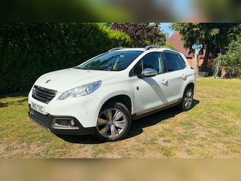 Used Peugeot 2008 2015 for sale - 78658796: Photo