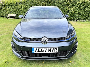 Used Volkswagen Golf 2017 for sale - 75881594: Photo