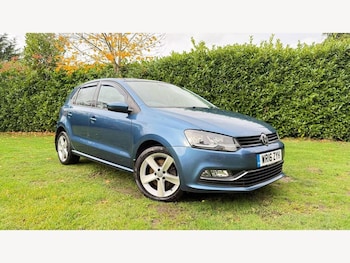 Used Volkswagen Polo 2016 for sale - 79194047: Photo