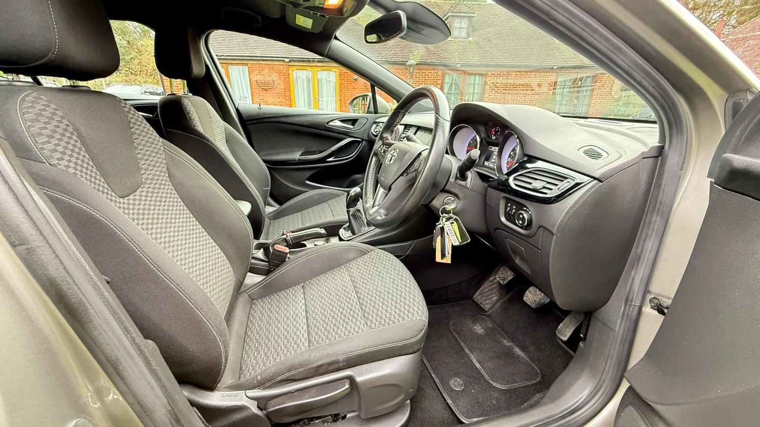 Used Vauxhall Astra 2016 for sale - 76860110: Photo 8