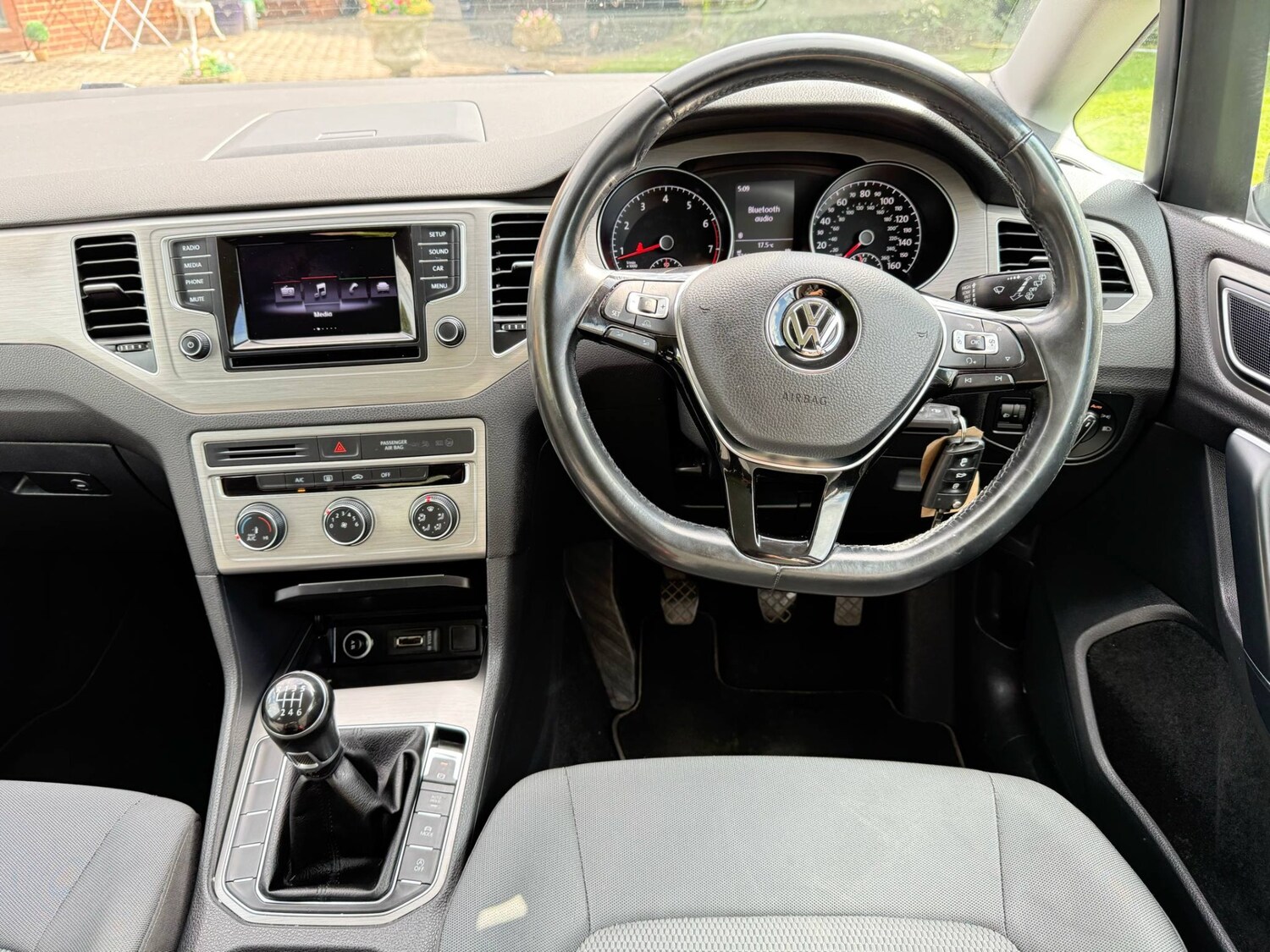 Used Volkswagen Golf SV 2014 for sale - 76070001: Photo 16