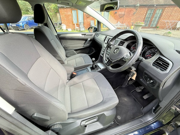 Used Volkswagen Golf SV 2014 for sale - 76070001: Photo 8