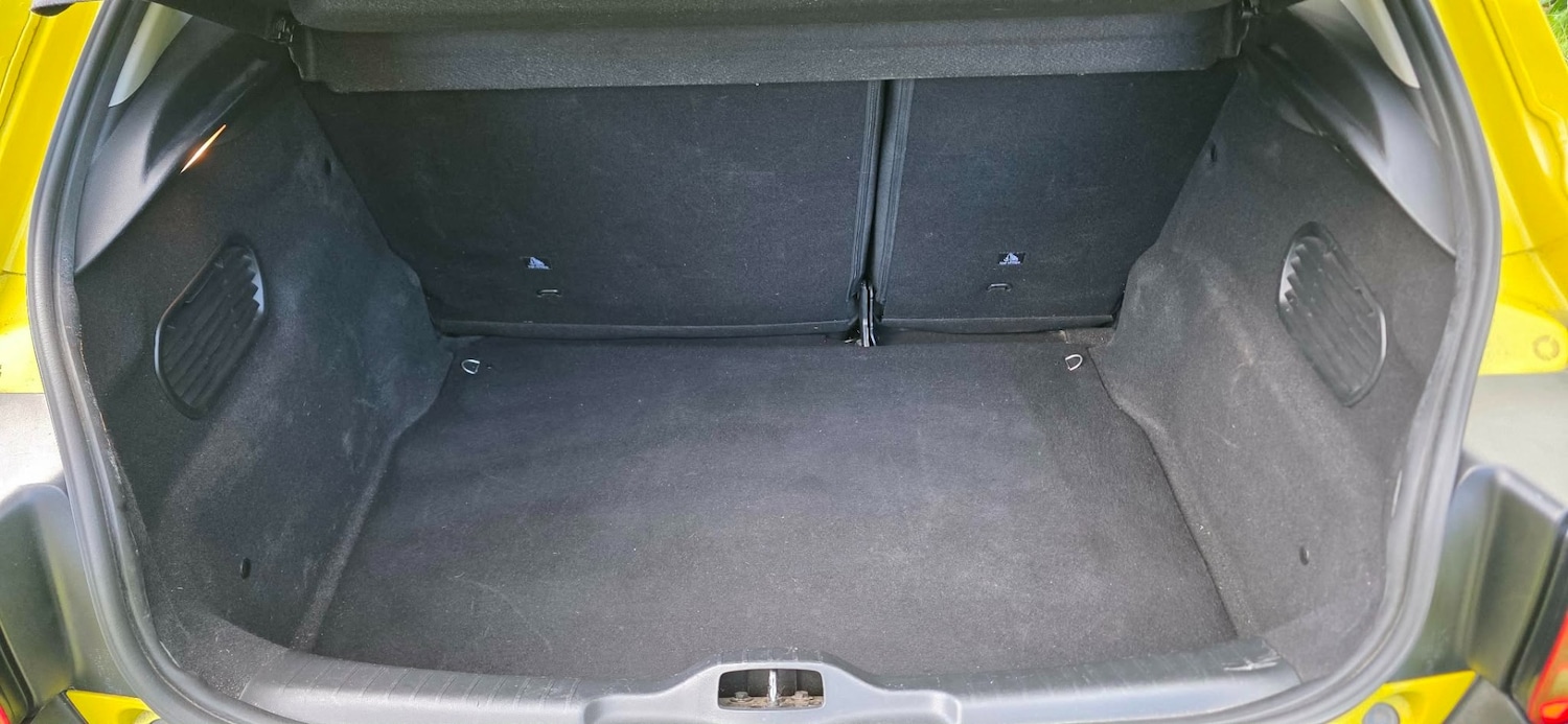 Used Citroen C4 Cactus 2016 for sale - 77890080: Photo 21