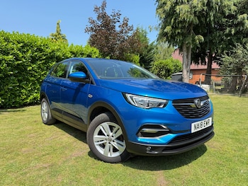 Vauxhall - Grandland X
