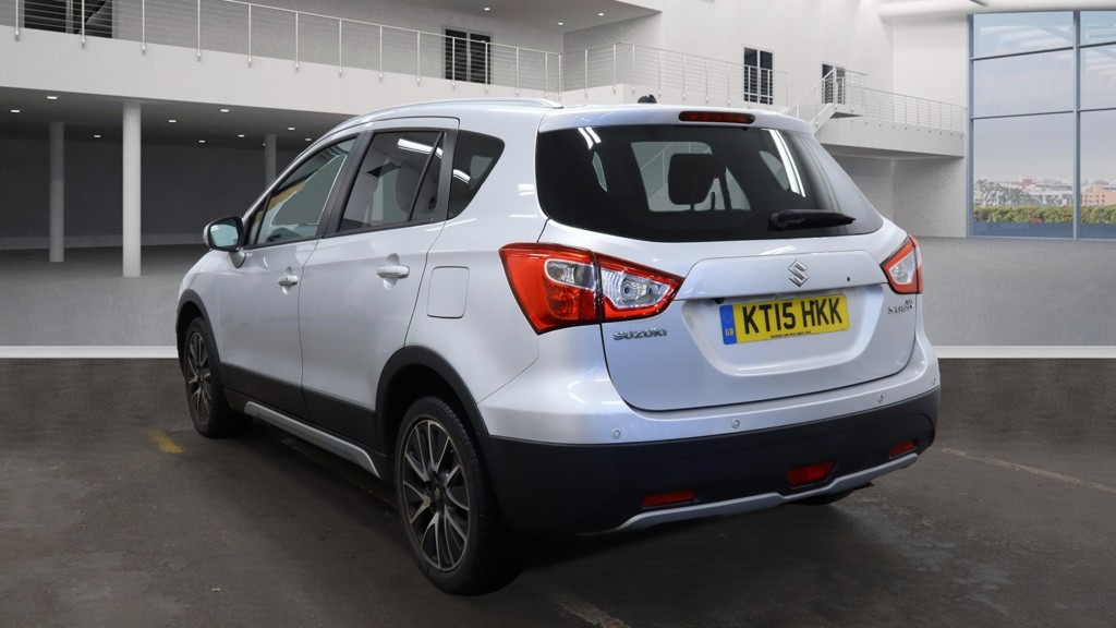 Used Suzuki SX4 S-Cross 2015 for sale - 76921962: Photo 4