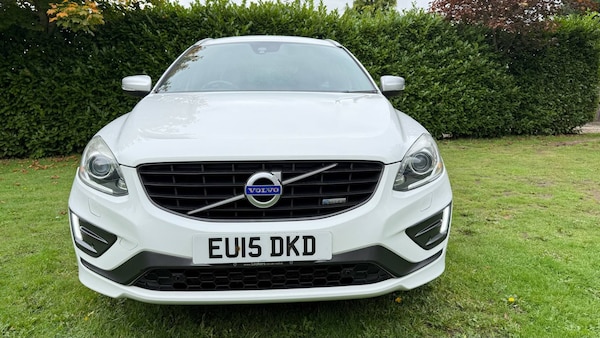 Used Volvo XC60 2015 for sale - 76234220: Photo 2