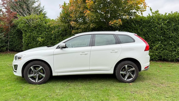 Used Volvo XC60 2015 for sale - 76234220: Photo 4