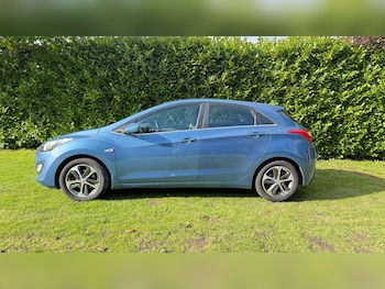 Used Hyundai i30 2015 for sale - 76172495: Photo 4