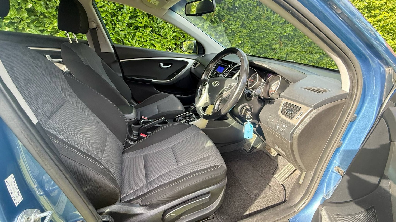 Used Hyundai i30 2015 for sale - 76172495: Photo 8