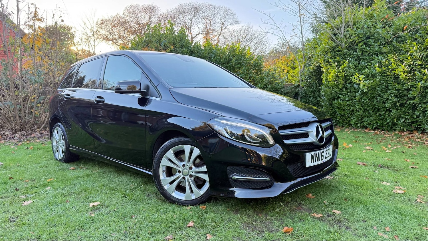 Used Mercedes-Benz B Class 2016 for sale - 76508317: Photo 1