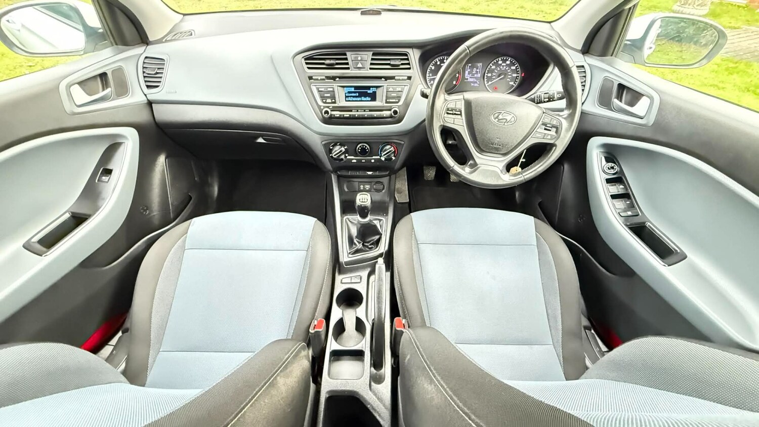 Used Hyundai i20 2017 for sale - 77564243: Photo 13